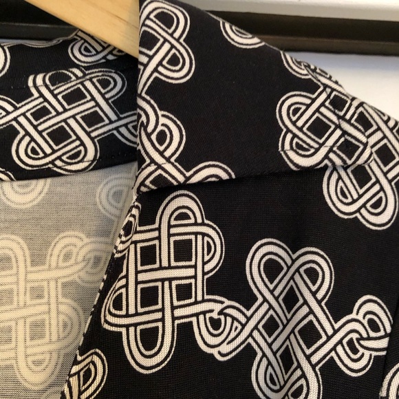 DVF Love Knot Chains Wrap Dress - Picture 5 of 7